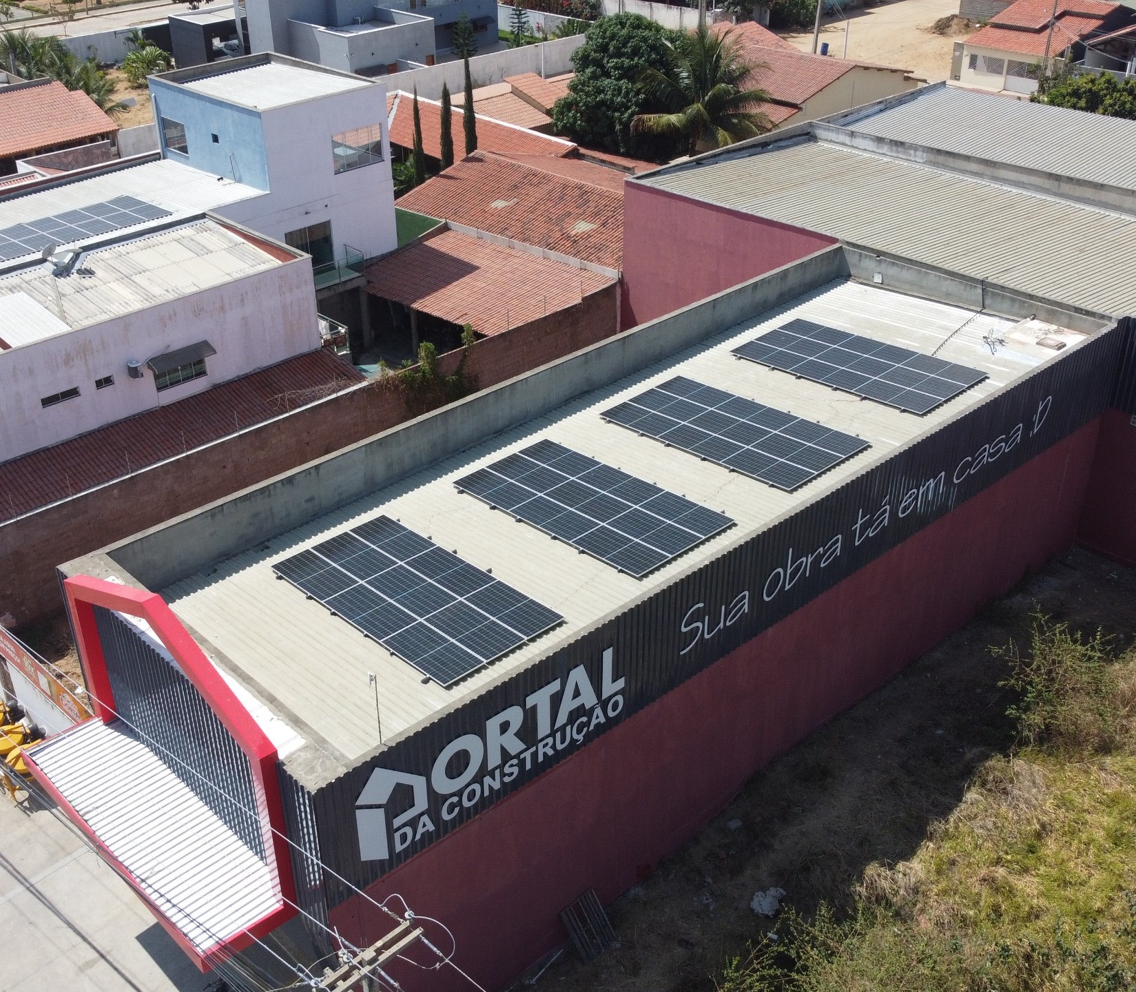 Sistema fotovoltaico do projeto Portal da Construção, em Martins/RN